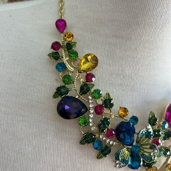 Aratta Colorful Floral Rhinestone Statement Necklace and Earring Set - Picture 2 of 7